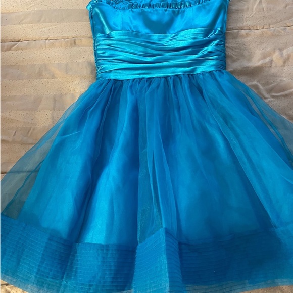 Betsey Johnson Dress - Picture 6 of 7